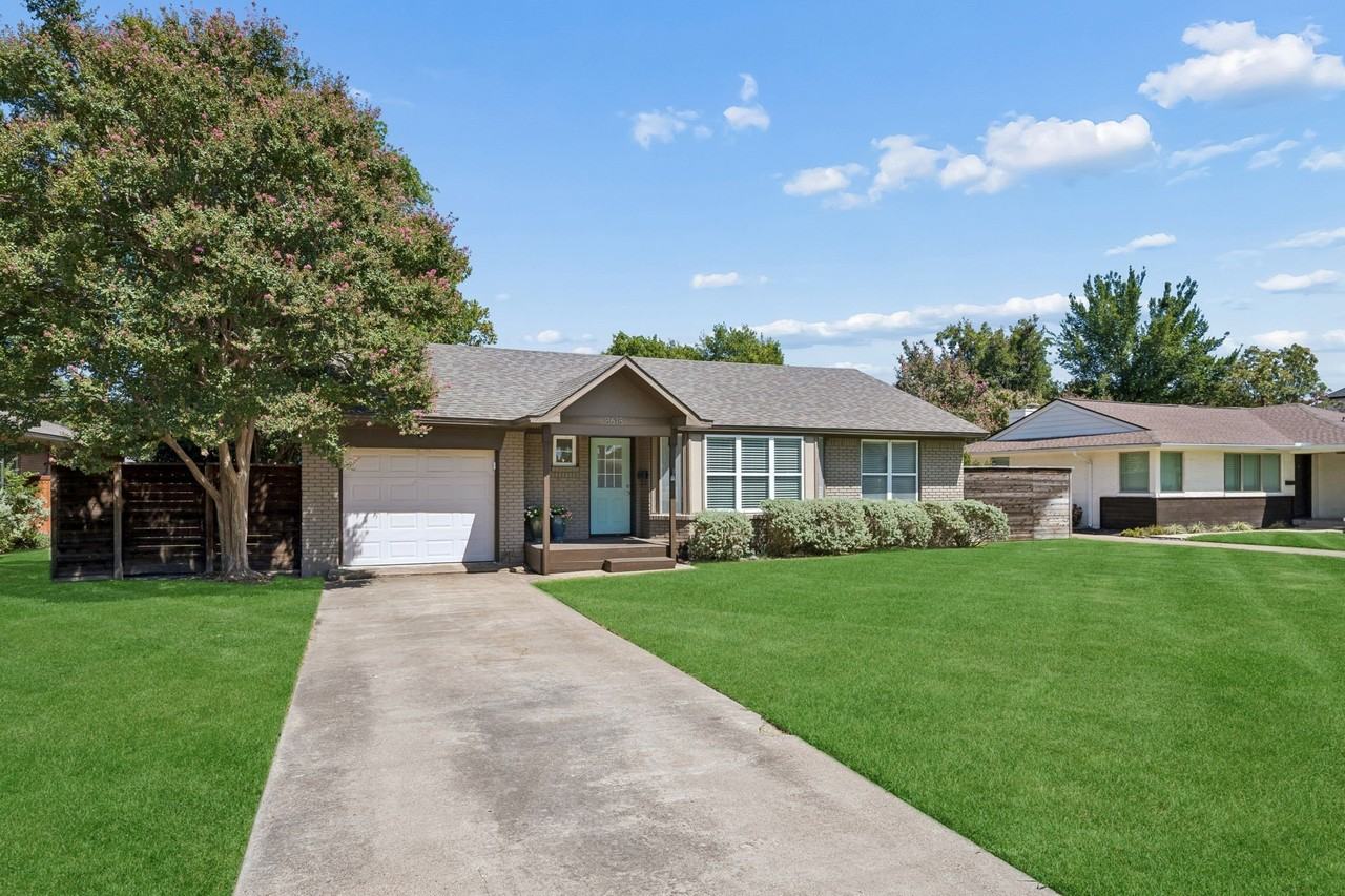 8618 Lockhaven Dr - Photo 2 of 25