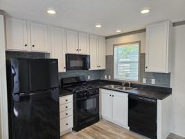featured image of 2330 Dogwood St #32