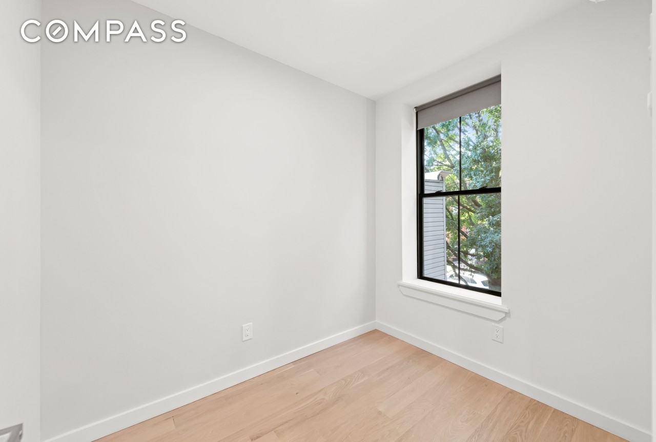 151 16th St #2 - Photo 6 of 7