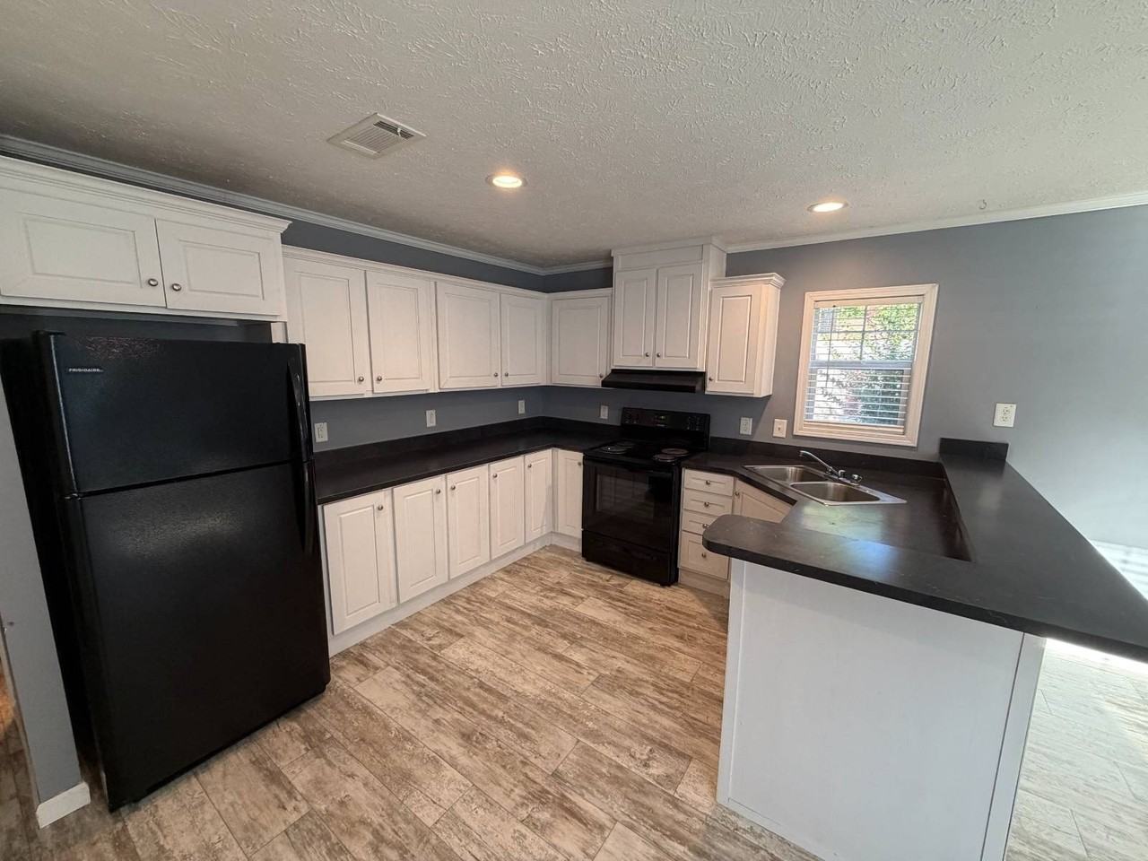 5816 Sw Archer Rd #WM93 - Photo 3 of 9