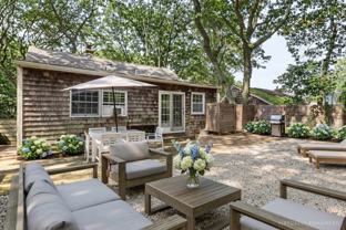 10 Spring Ln - Photo 1 of 1