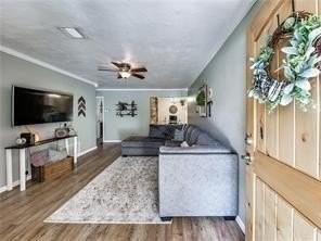 218 Tanglewood Dr - Photo 5 of 27