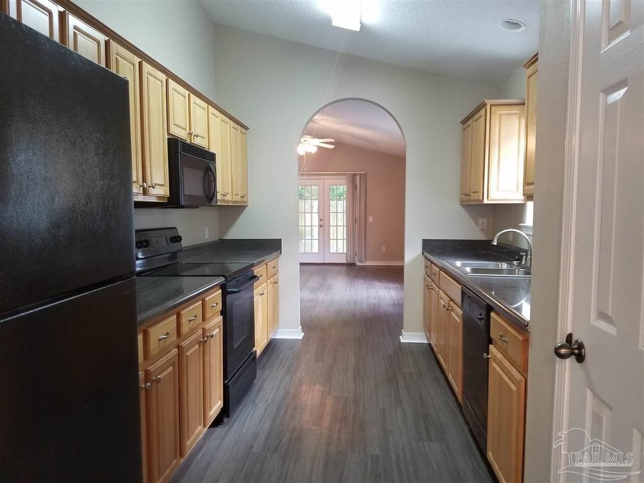 5944 Last Big Tree Ln - Photo 3 of 11