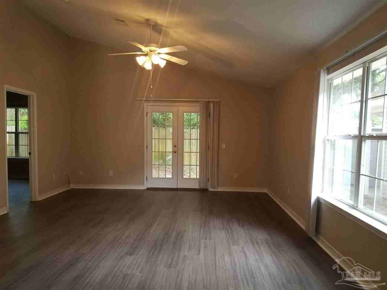 5944 Last Big Tree Ln - Photo 4 of 11