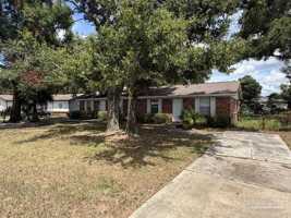 featured image of 204 Brandywine Rd #B