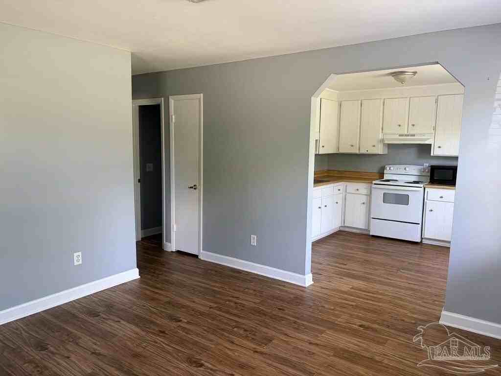 204 Brandywine Rd #B - Photo 3 of 17