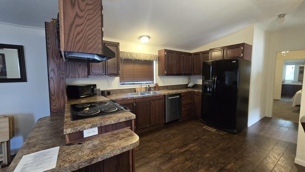 1320 N Fairgrounds Rd #104 - Photo 2 of 9