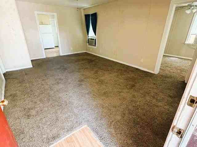 604 N Gillis St - Photo 3 of 21