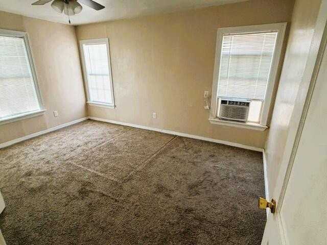 604 N Gillis St - Photo 5 of 21