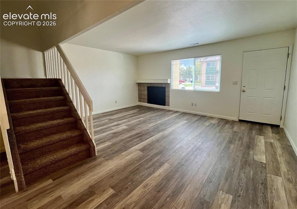 2433 Cherokee Park Pl - Photo 3 of 10