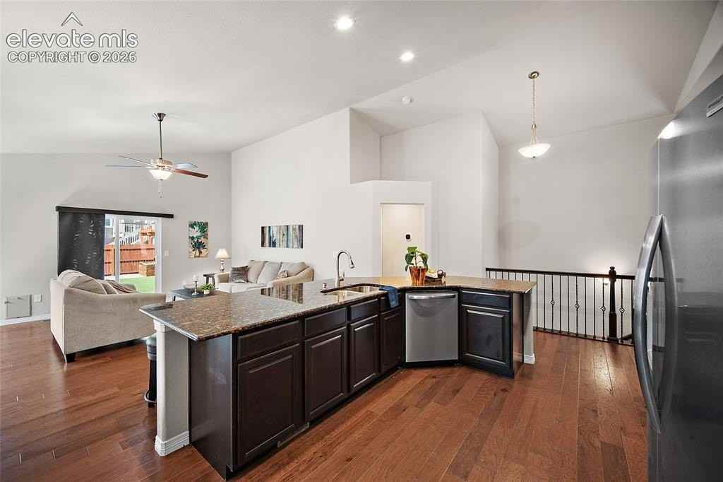 12670 Hiddenwalk Way - Photo 5 of 29