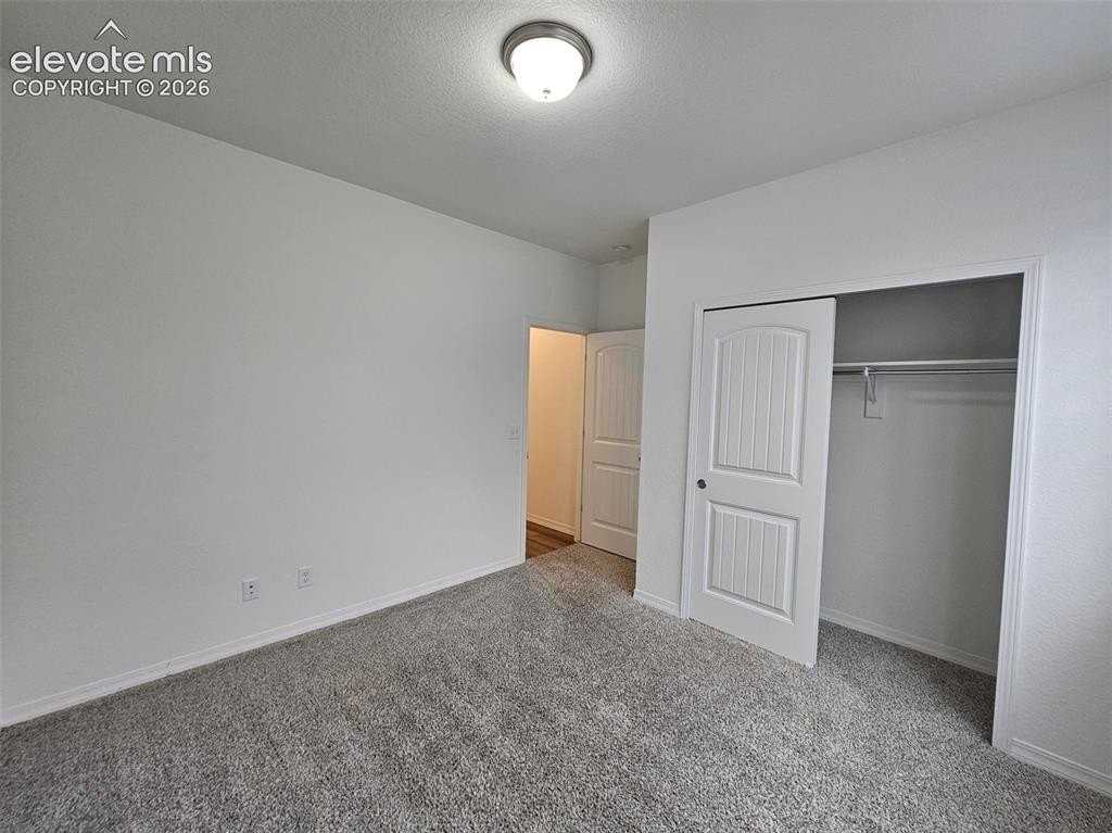 10450 Summer Ridge Dr - Photo 4 of 25