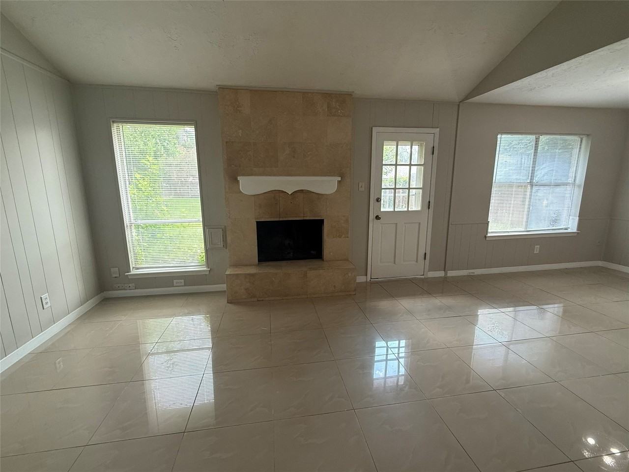 22722 Briarcreek Blvd - Photo 7 of 18