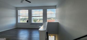 featured image of 16 S East St