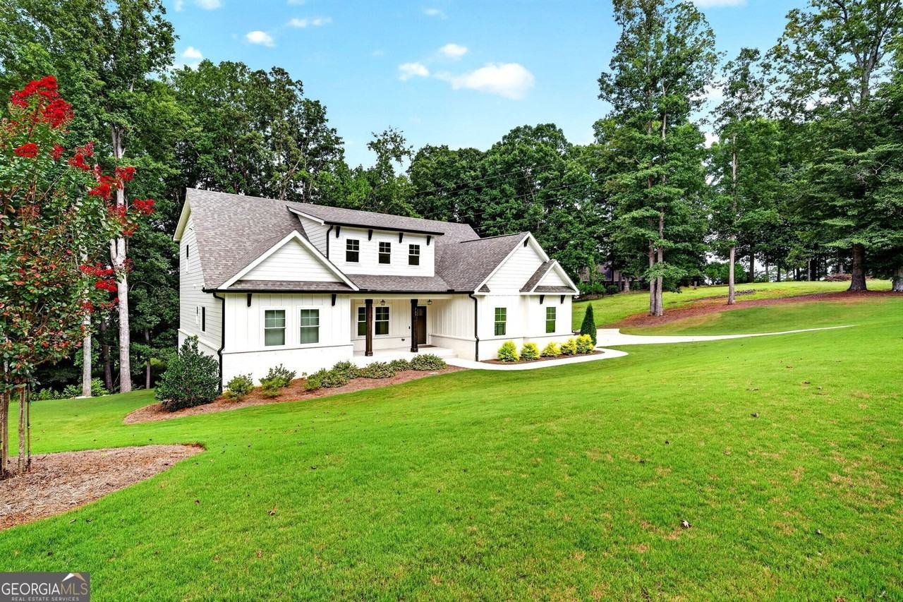 727 Old Collins Rd - Photo 3 of 50
