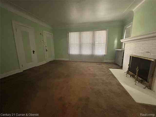 3237 Calvert St - Photo 3 of 10