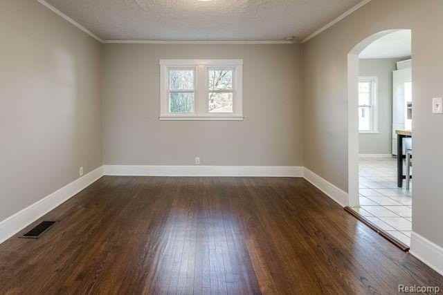 3126 Shenandoah Dr - Photo 4 of 19