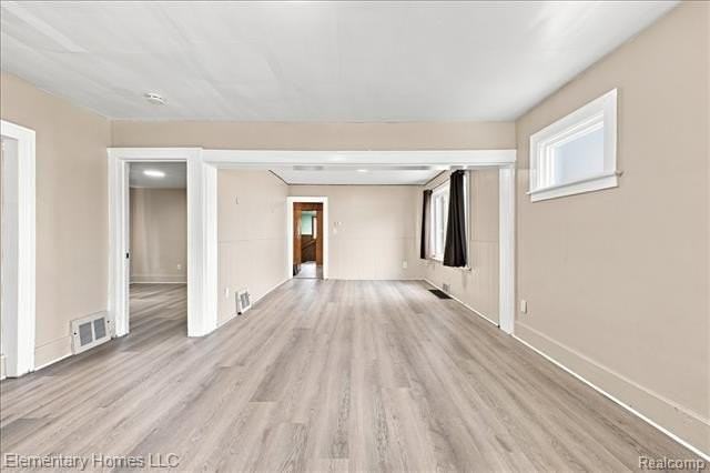 19340 Meier St - Photo 4 of 18