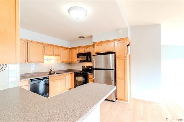 361 N Eton St - Photo 7 of 12