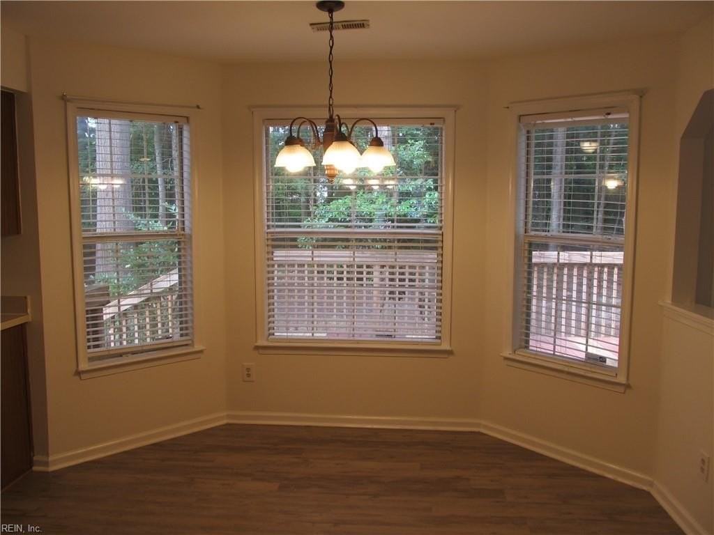 317 Tarneywood Dr - Photo 7 of 23