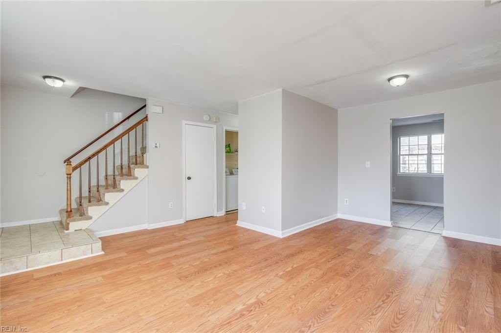 436 Peregrine St - Photo 7 of 36