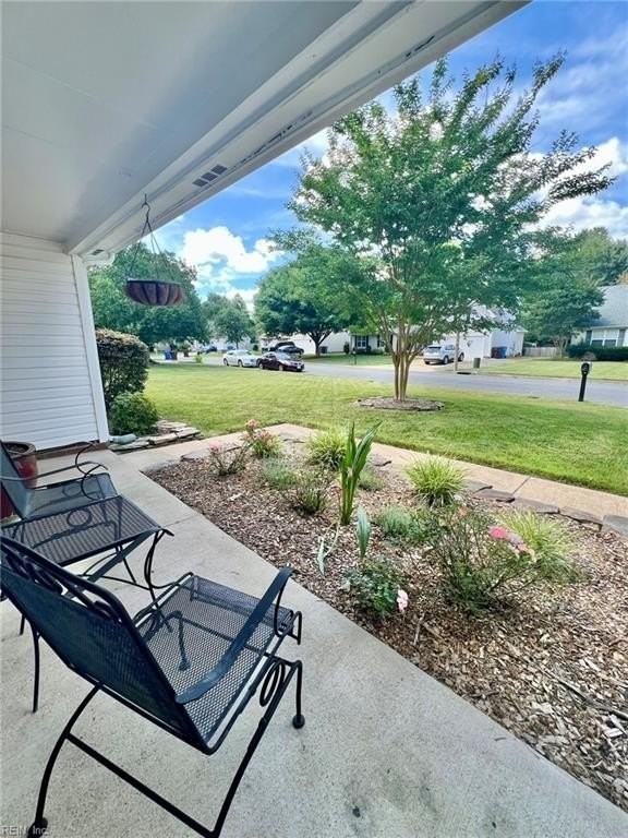 205 Dillwyn Dr - Photo 5 of 50