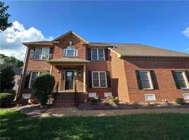 featured image of 8 Wornom Farm Rd