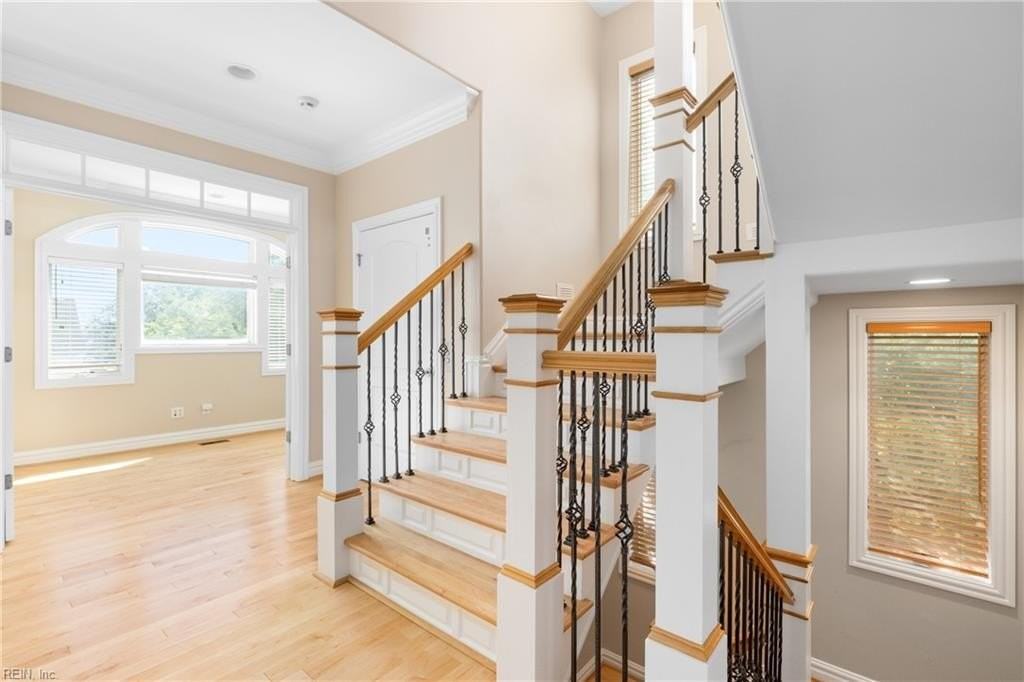 882 W Ocean View Ave - Photo 7 of 50