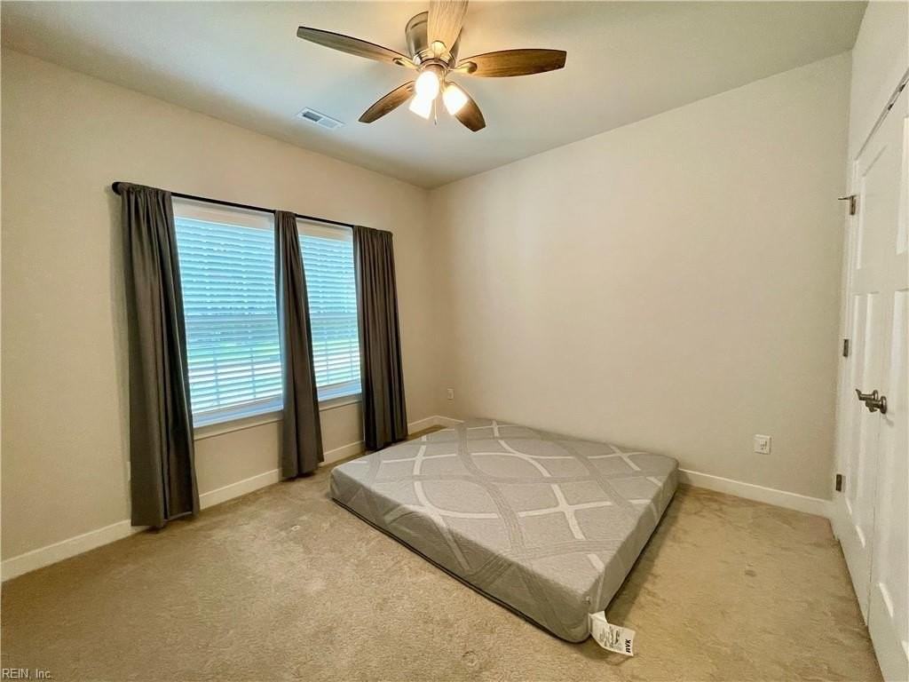1223 Richwood Ave - Photo 4 of 32
