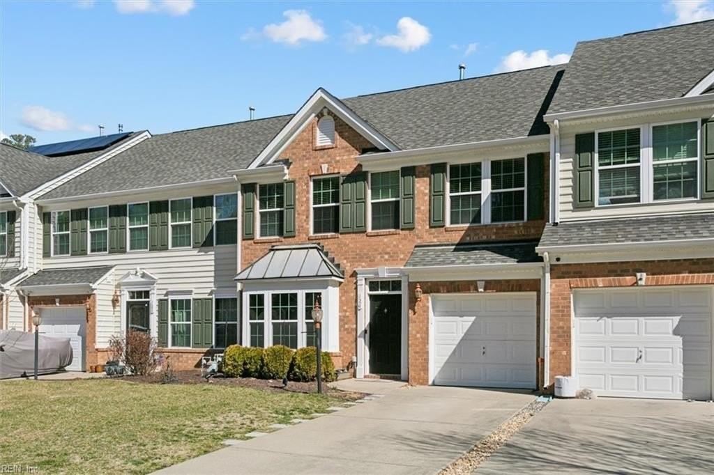 126 Brock St - Photo 4 of 40