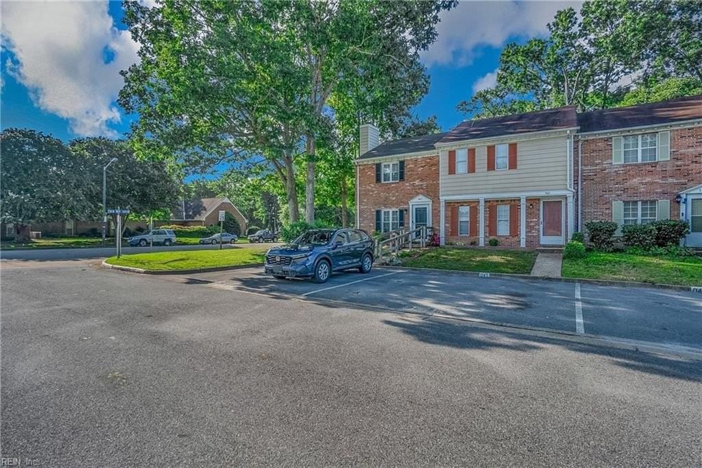 945 Captains Ct - Photo 6 of 33