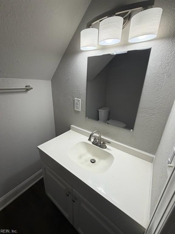 917 Sir Lancelot Dr - Photo 5 of 17