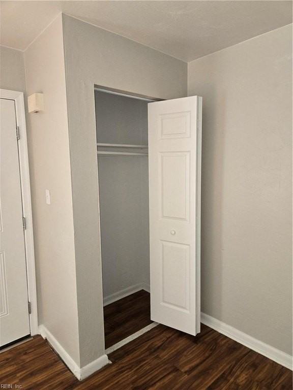 5602 Banbury Ct - Photo 5 of 36