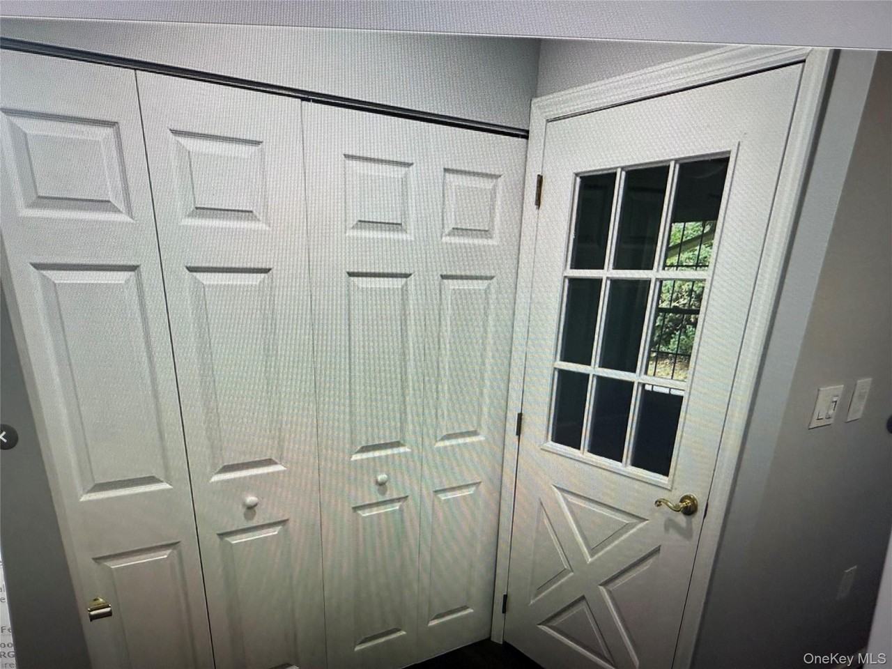 333 Woodbridge Dr Unit A - Photo 7 of 35