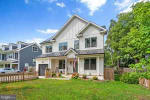featured image of 2854 Fairmont St