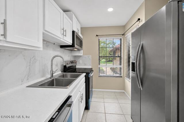 838 Lawnwood Ave Ne - Photo 6 of 50