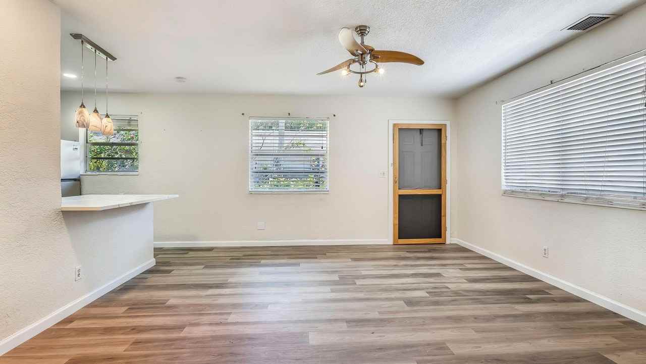 712 Sw 14th Ave #1 - Photo 6 of 26