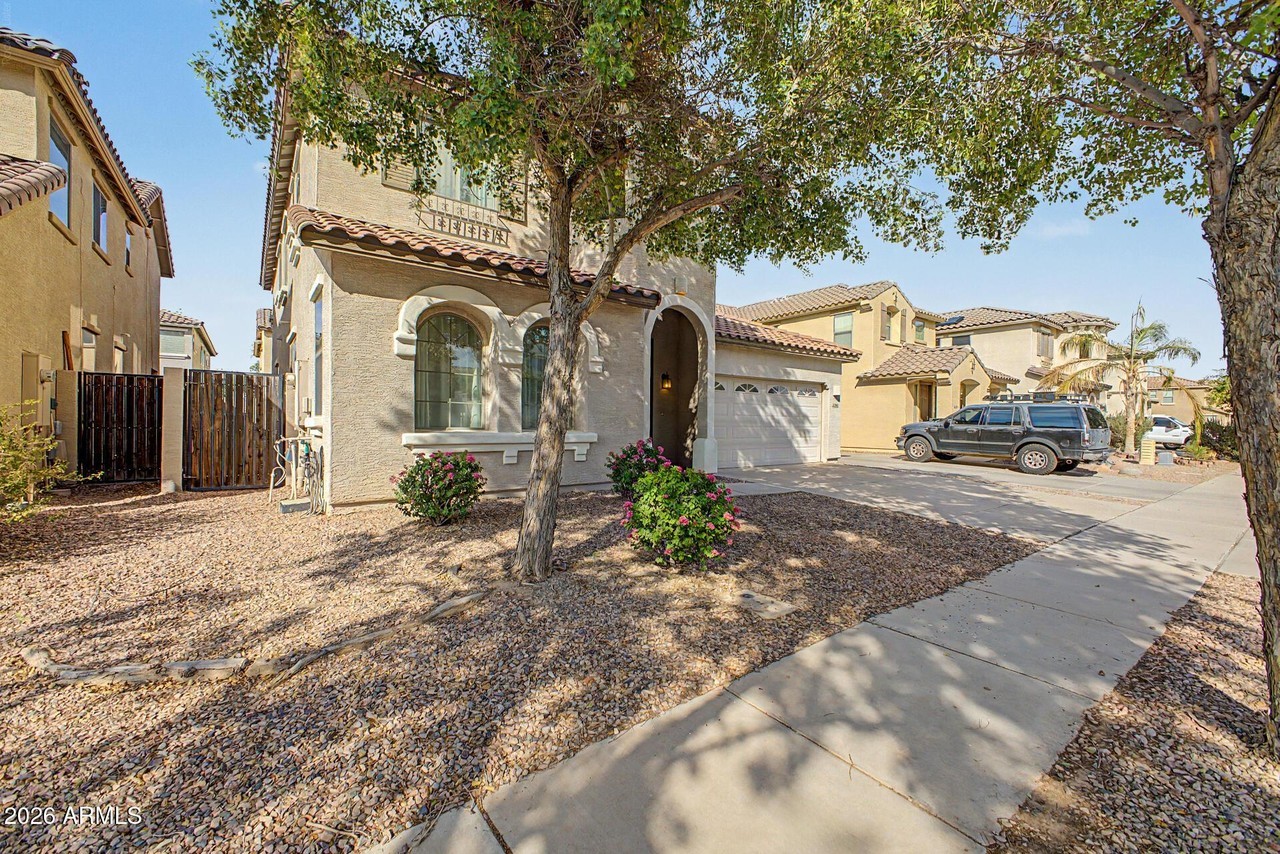 3860 E Battala Ave - Photo 3 of 40
