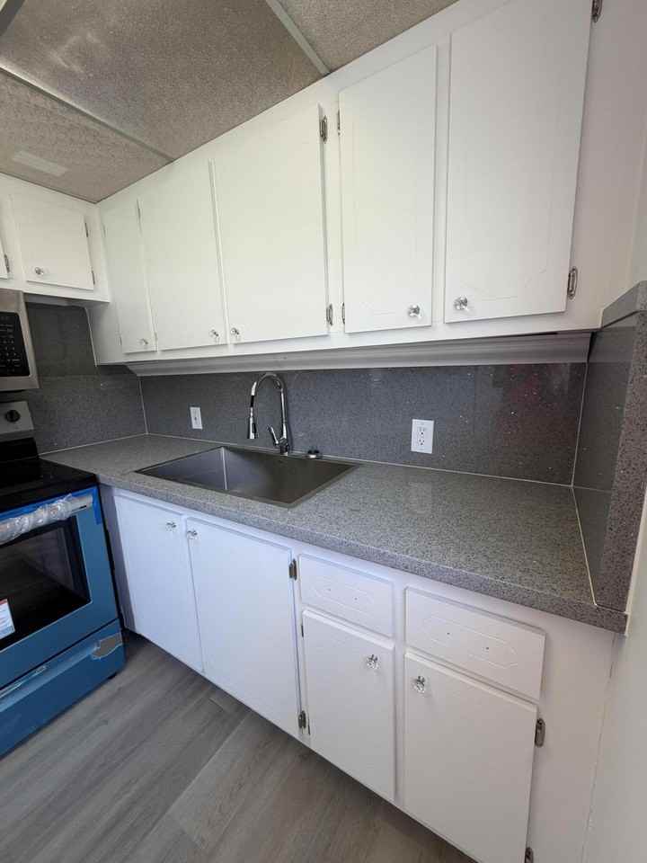 266 Brighton G - Photo 3 of 28