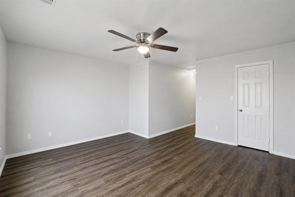 4021 Preferred Pl - Photo 6 of 12