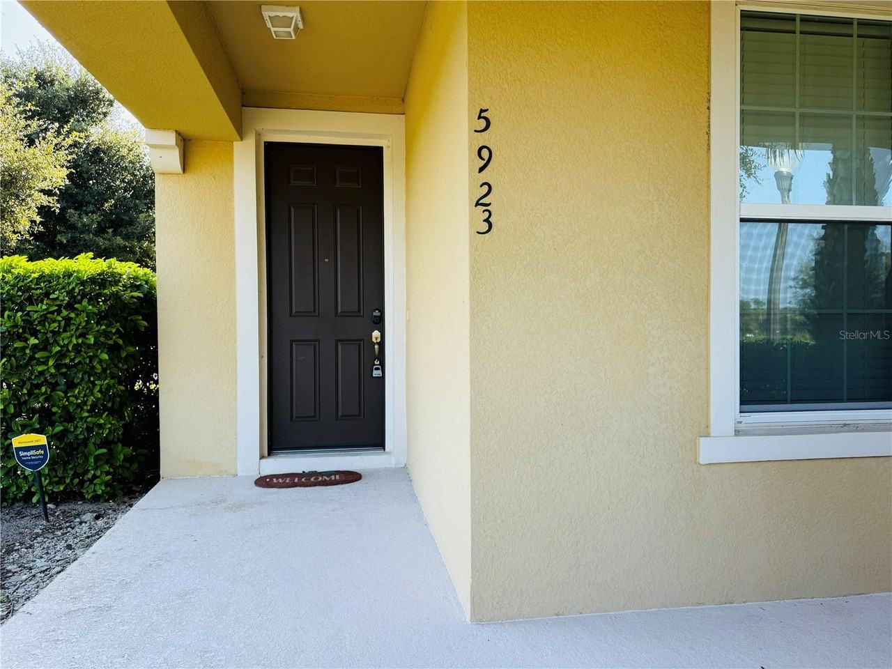 5923 Cypress Hill Rd - Photo 4 of 23