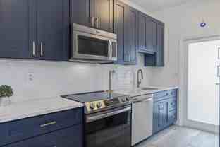 3250 Ne 28th St #105 - Photo 1 of 1