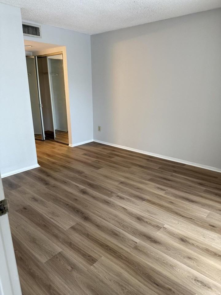 1650 Se Green Acres Cir #E201 - Photo 6 of 12