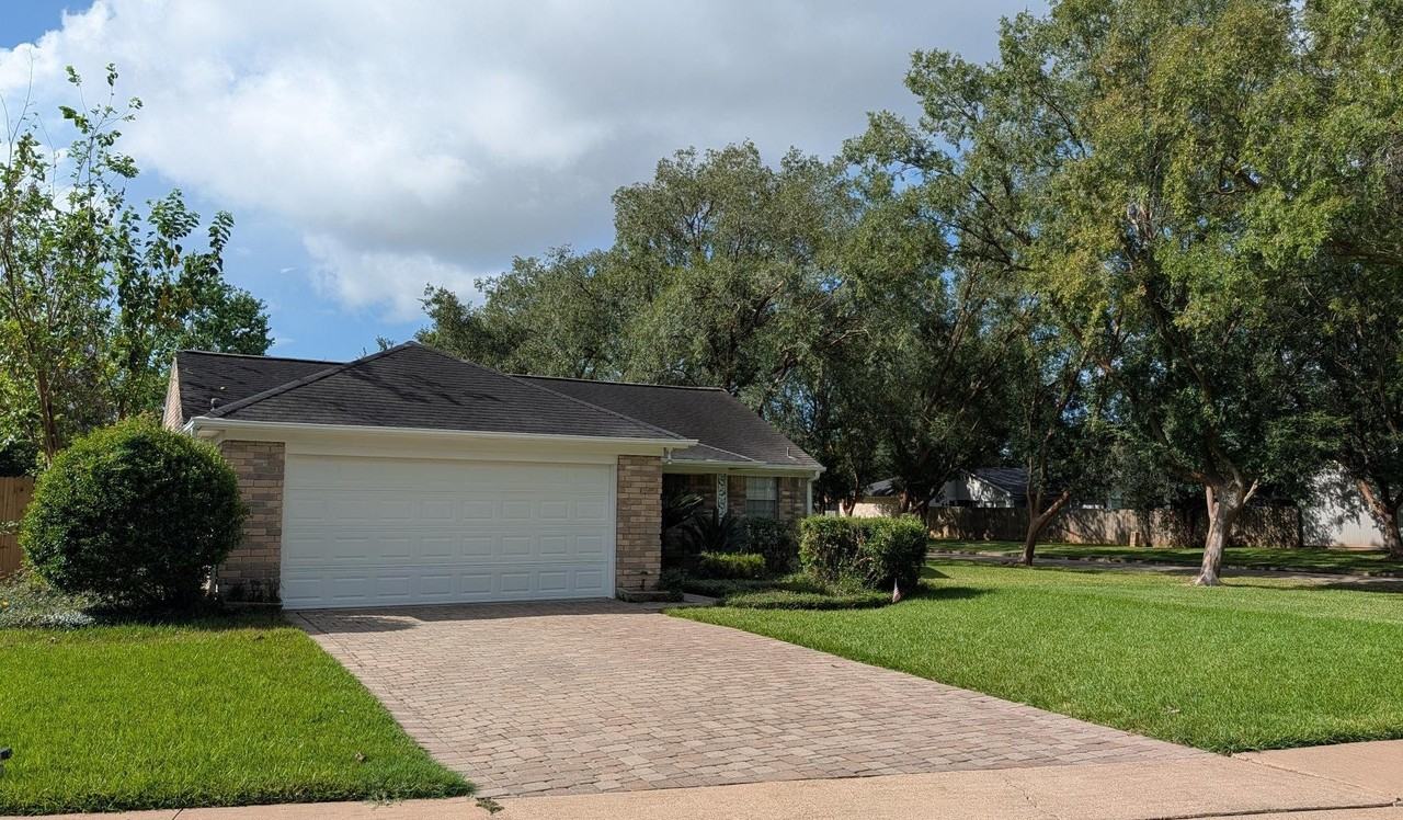 3102 E Heatherock Cir - Photo 2 of 22