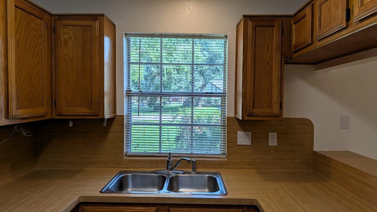 3102 E Heatherock Cir - Photo 4 of 22