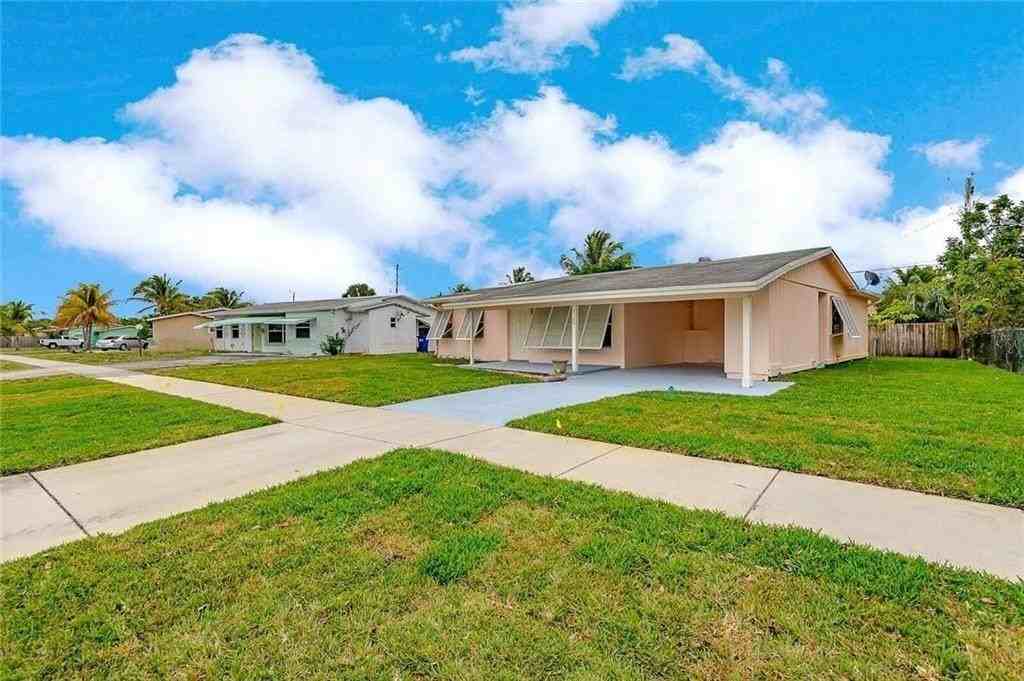 1130 Ne 24th St - Photo 4 of 24