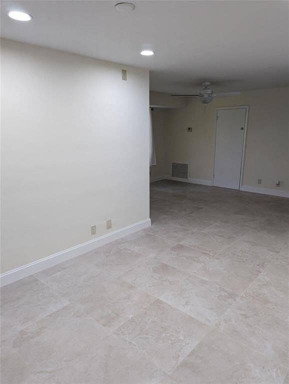 5220 Ne 14th Way #8 - Photo 2 of 10