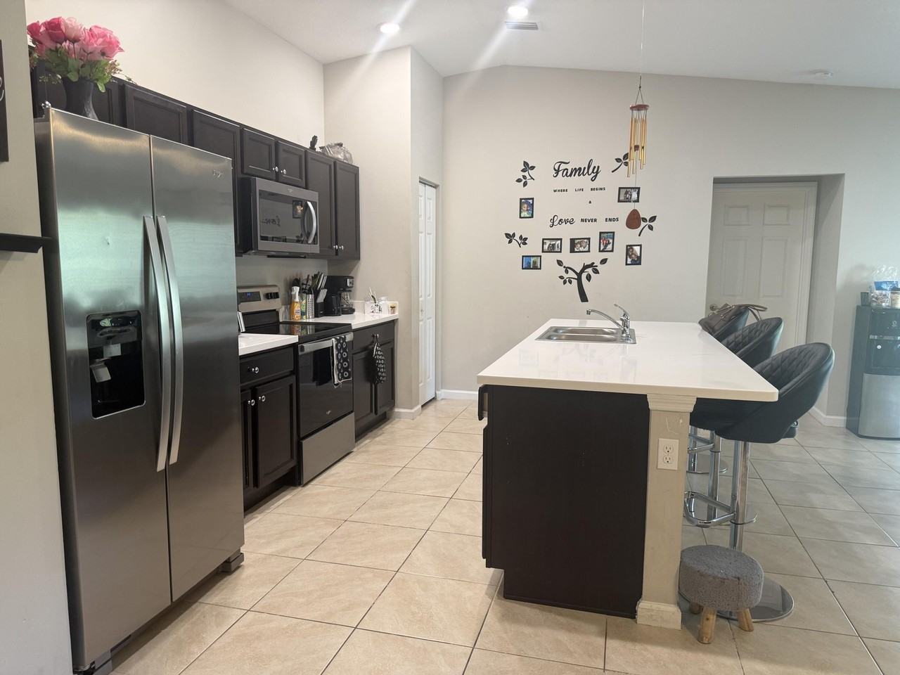 1081 Sw Mcdevitt Ave - Photo 5 of 14