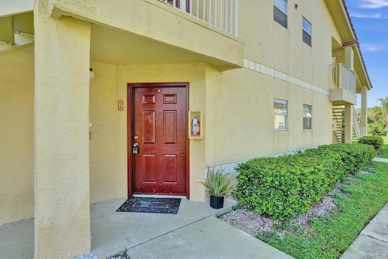 12650 Vista Isles Dr #918 - Photo 2 of 48