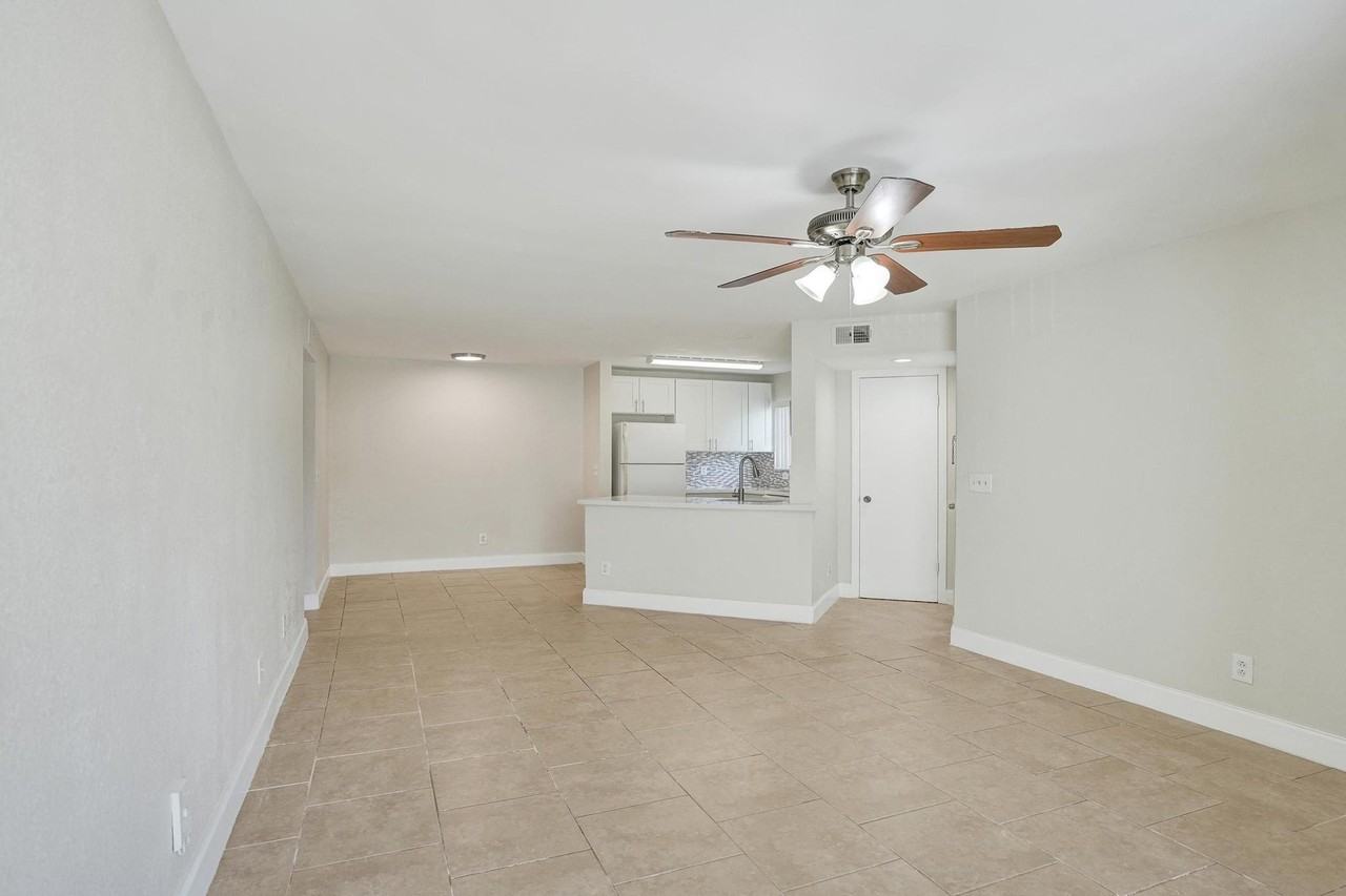 12650 Vista Isles Dr #918 - Photo 6 of 48